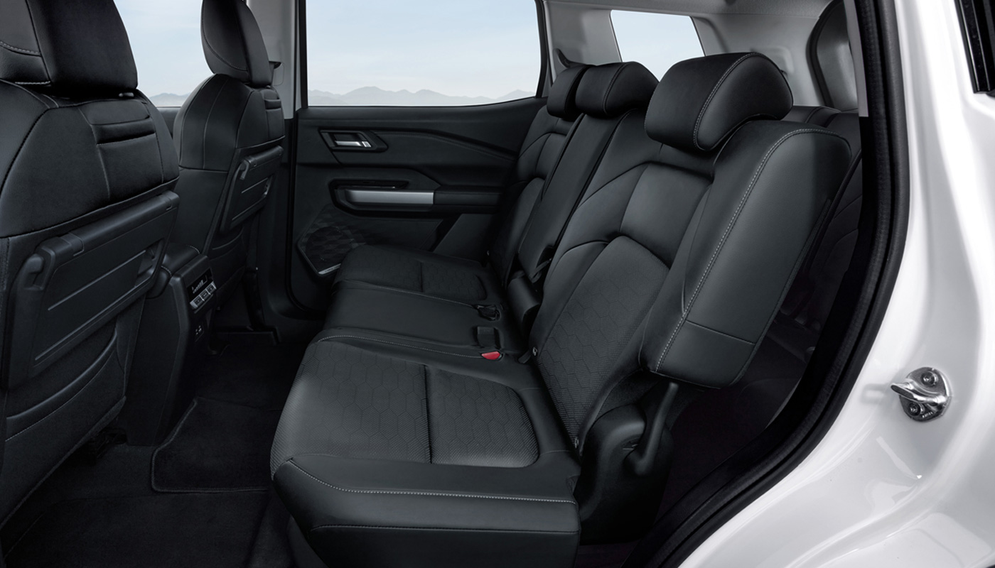 Image of Mitsubishi Destinator