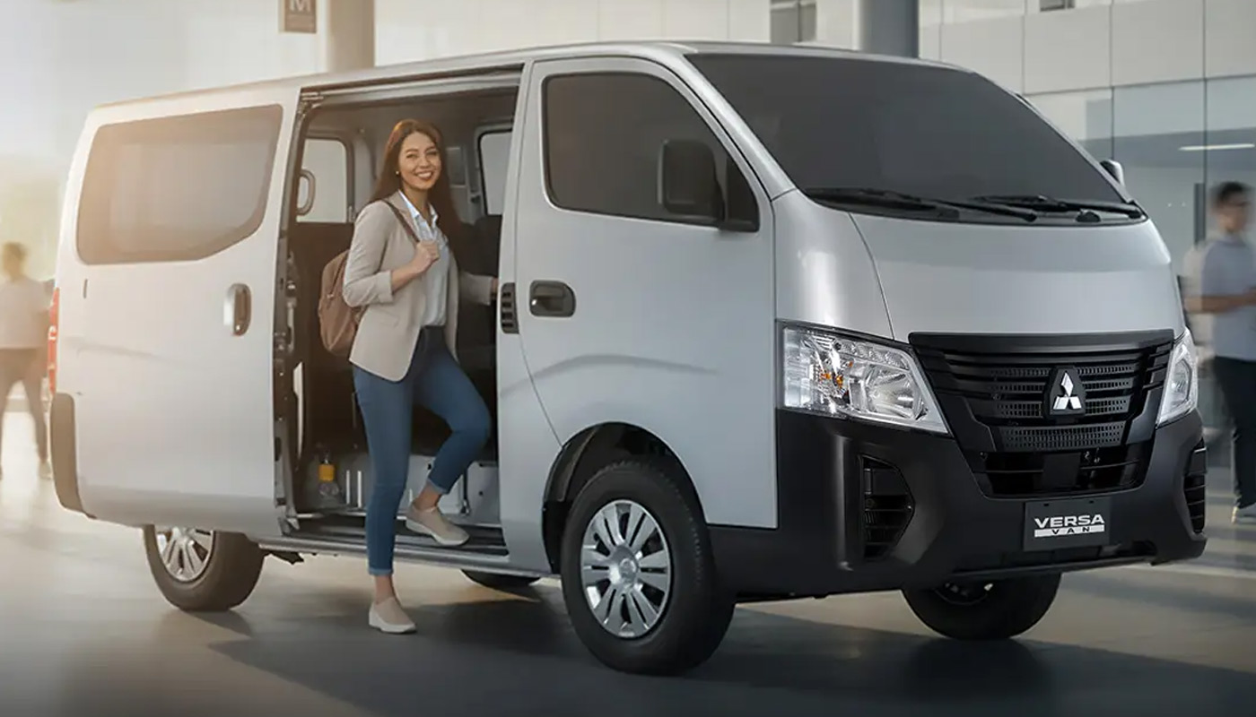 Image of Mitsubishi Versa Van